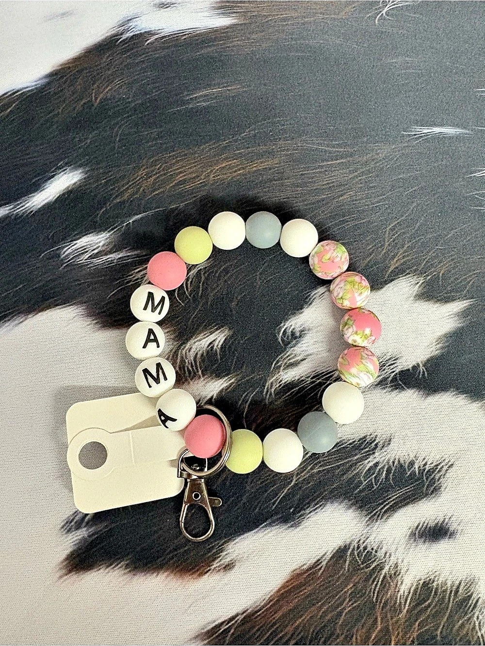 Floral Beaded Keychain in Pink & White
